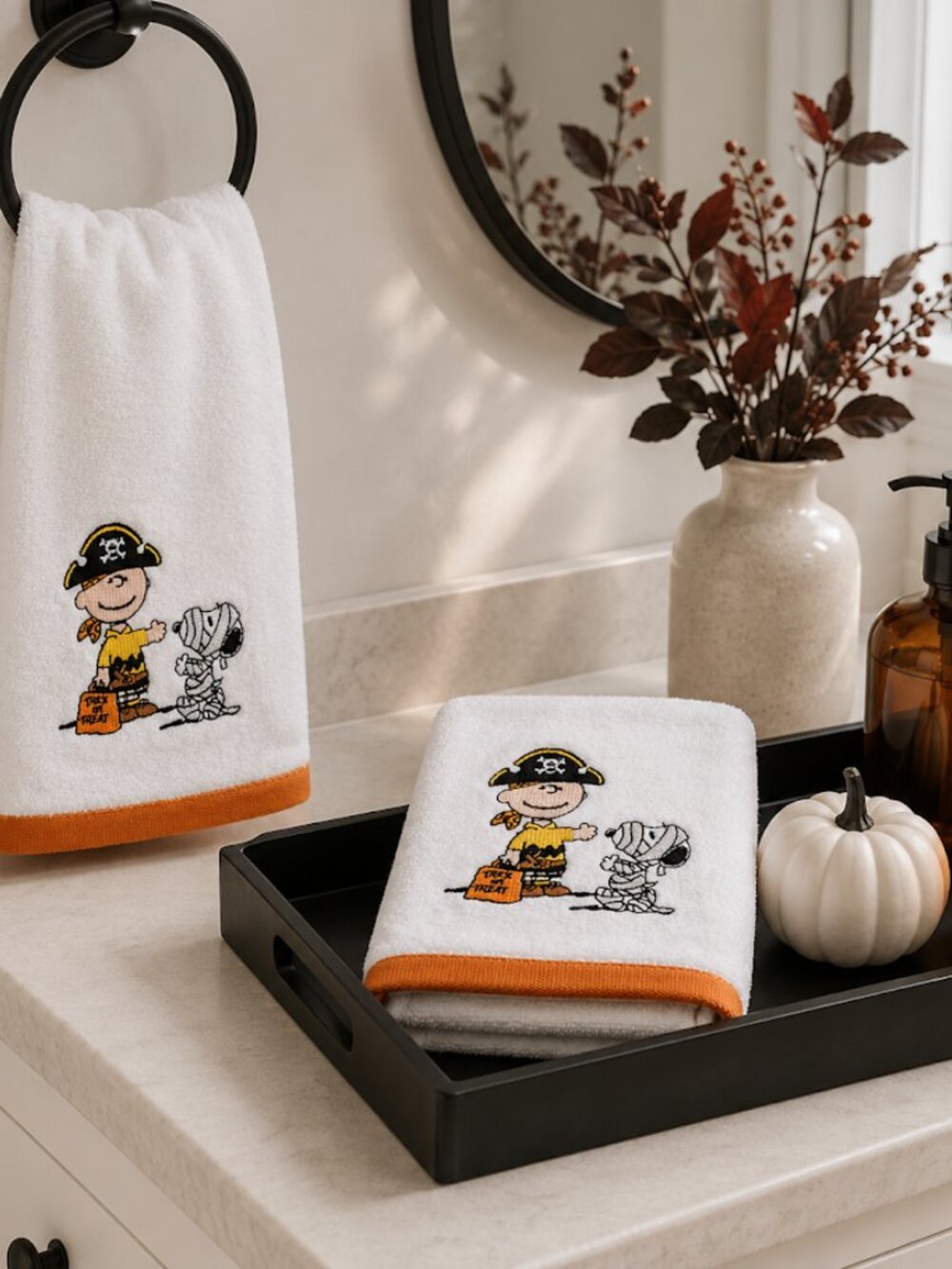 Peanuts, Charlie Brown and Snoopy 2 Pack Cotton Hand Towels